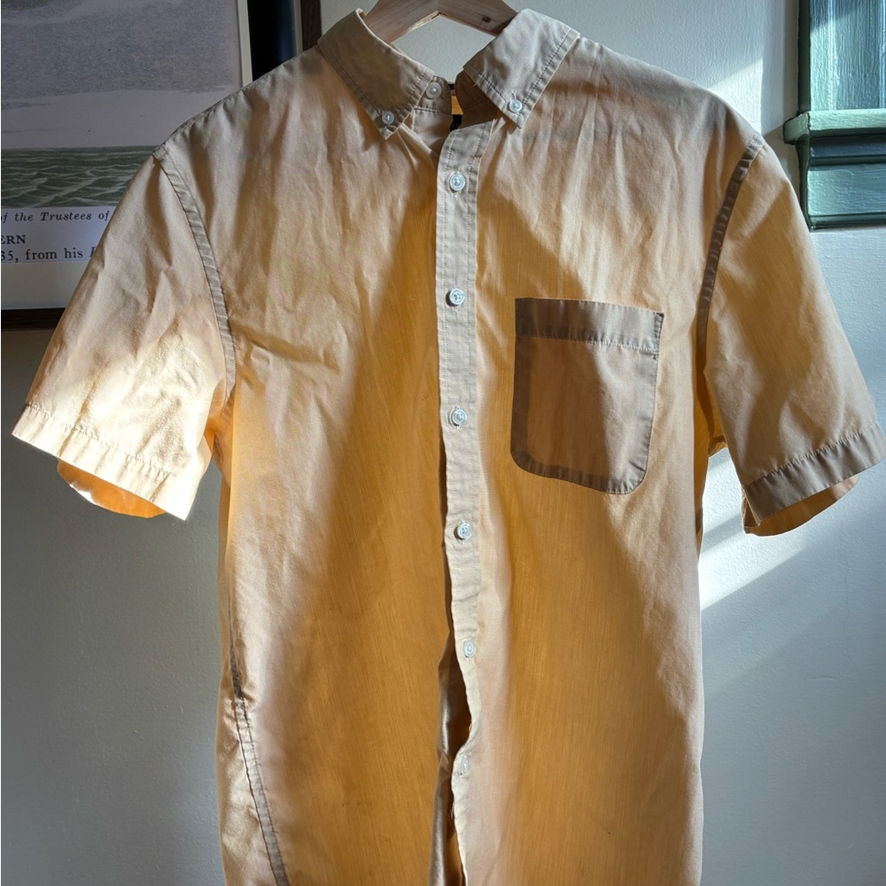 Banana Republic Light yellow Short Sleeve Shirt